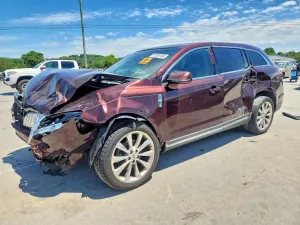 Lincoln MKT 3.7L 6 2010