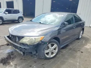 Toyota Camry 2.5L 4 2014