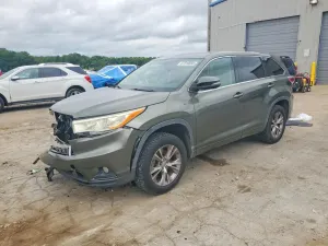 Toyota Highlander 3.5L 6 2014