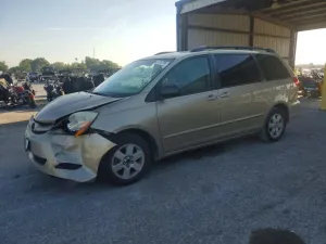 Toyota Sienna 3.5L 6 2009