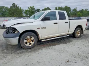RAM 1500 5.7L 8 2015