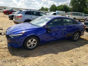 Hyundai Elantra 2.0L 4 2023