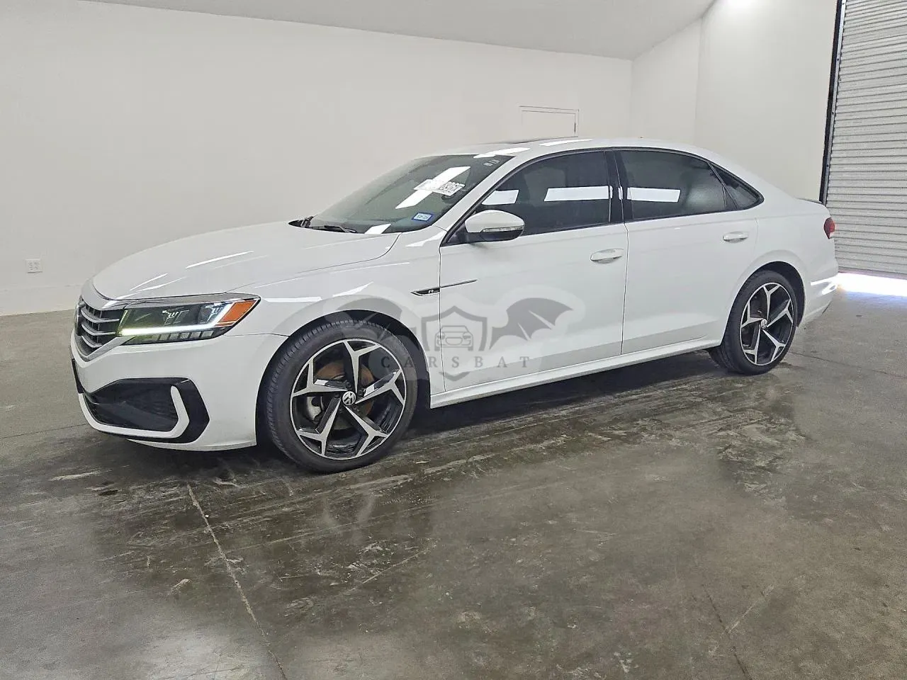 Volkswagen Passat 2.0L 4 2021