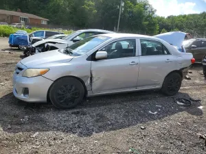 Toyota Corolla 1.8L 4 2013