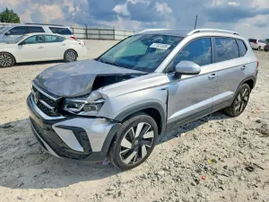 Volkswagen Taos 1.5L 4 2024