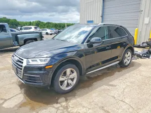 Audi Q5 2.0L 4 2018