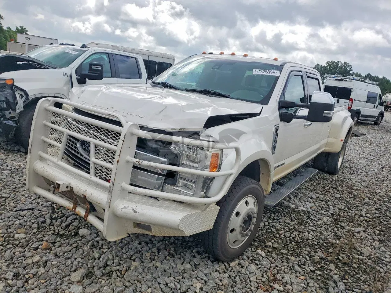 Ford F-450 6.7L 8 2017