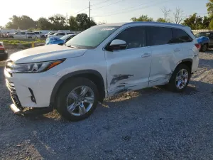 Toyota Highlander 3.5L 6 2019