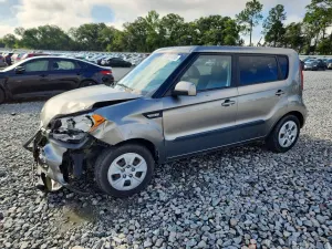 Kia Soul 1.6L 4 2013