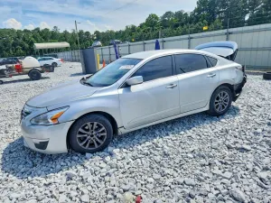 Nissan Altima 2.5L 4 2015