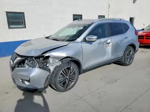 Nissan Rogue 2.5L 4 2017
