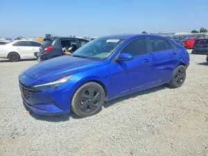 Hyundai Elantra 2.0L 4 2022