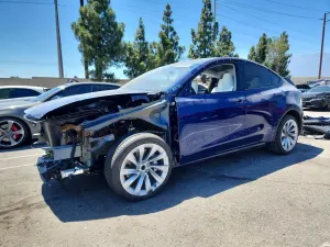 Tesla Model Y 2026