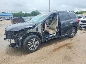 Nissan Pathfinder 3.5L 6 2020
