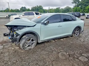 Kia K4 2.0L 4 2025