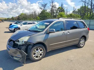 Toyota Sienna 3.3L 6 2004