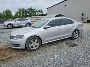Volkswagen Passat 2.5L 5 2012