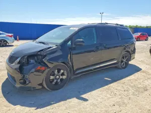 Toyota Sienna 3.5L 6 2012