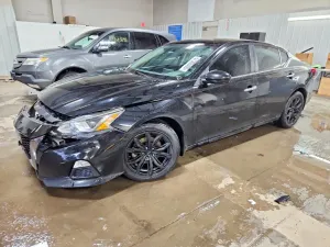 Nissan Altima 2.5L 4 2020