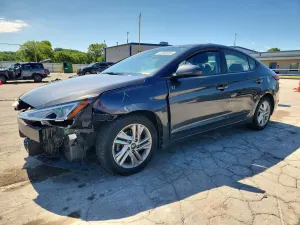 Hyundai Elantra 2.0L 4 2020