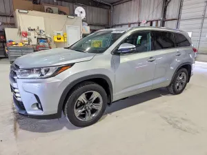 Toyota Highlander 3.5L 6 2019