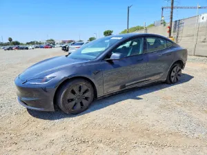 Tesla Model 3 2025
