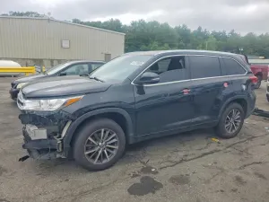 Toyota Highlander 3.5L 6 2018