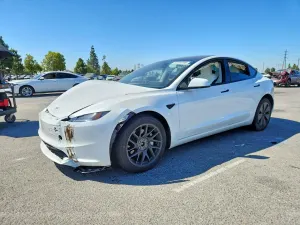 Tesla Model 3 2024