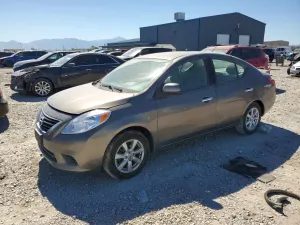 Nissan Versa 1.6L 4 2014