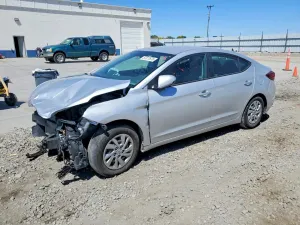 Hyundai Elantra 2.0L 4 2019