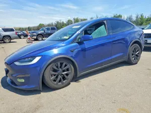 Tesla Model X 2022