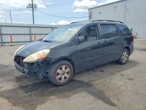 Toyota Sienna 3.5L 6 2009