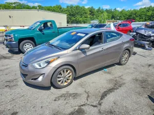 Hyundai Elantra 1.8L 4 2015