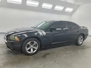Dodge Charger 5.7L 8 2014