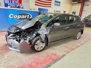 Nissan Leaf U 2022