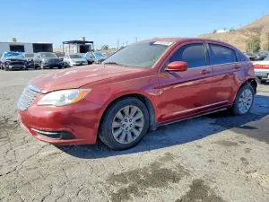 Chrysler 200 2.4L 4 2014