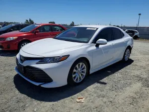 Toyota Camry 2.5L 4 2018