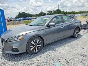 Nissan Altima 2.5L 4 2019