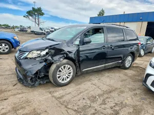 Toyota Sienna 3.5L 6 2012