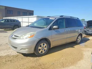 Toyota Sienna 3.3L 6 2006