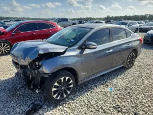 Nissan Sentra 1.8L 4 2016
