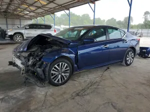 Nissan Altima 2.5L 4 2021