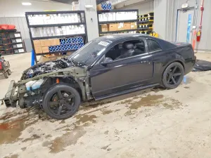 Ford Mustang 4.6L 8 2003