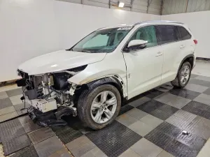 Toyota Highlander 3.5L 6 2018
