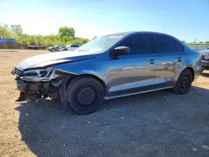 Volkswagen Jetta 2.0L 4 2014