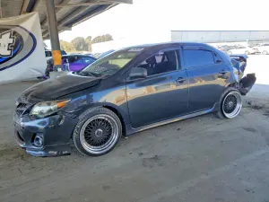 Toyota Corolla 1.8L 4 2013