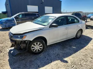 Volkswagen Jetta 2.0L 4 2013