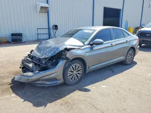 Volkswagen Jetta 1.4L 4 2021