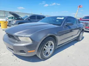 Ford Mustang 4.0L 6 2010