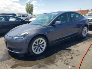 Tesla Model 3 2022